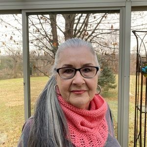 Meet your posher! Hi, I’m Barbara😊